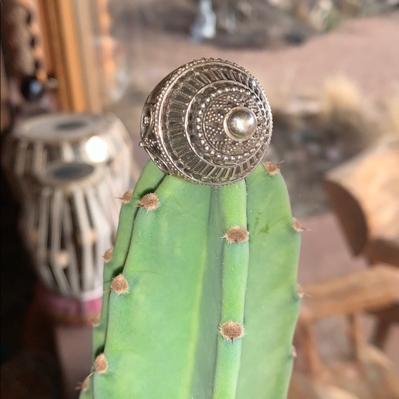 Silver ring from Rajasthan - Picture 4 of 7